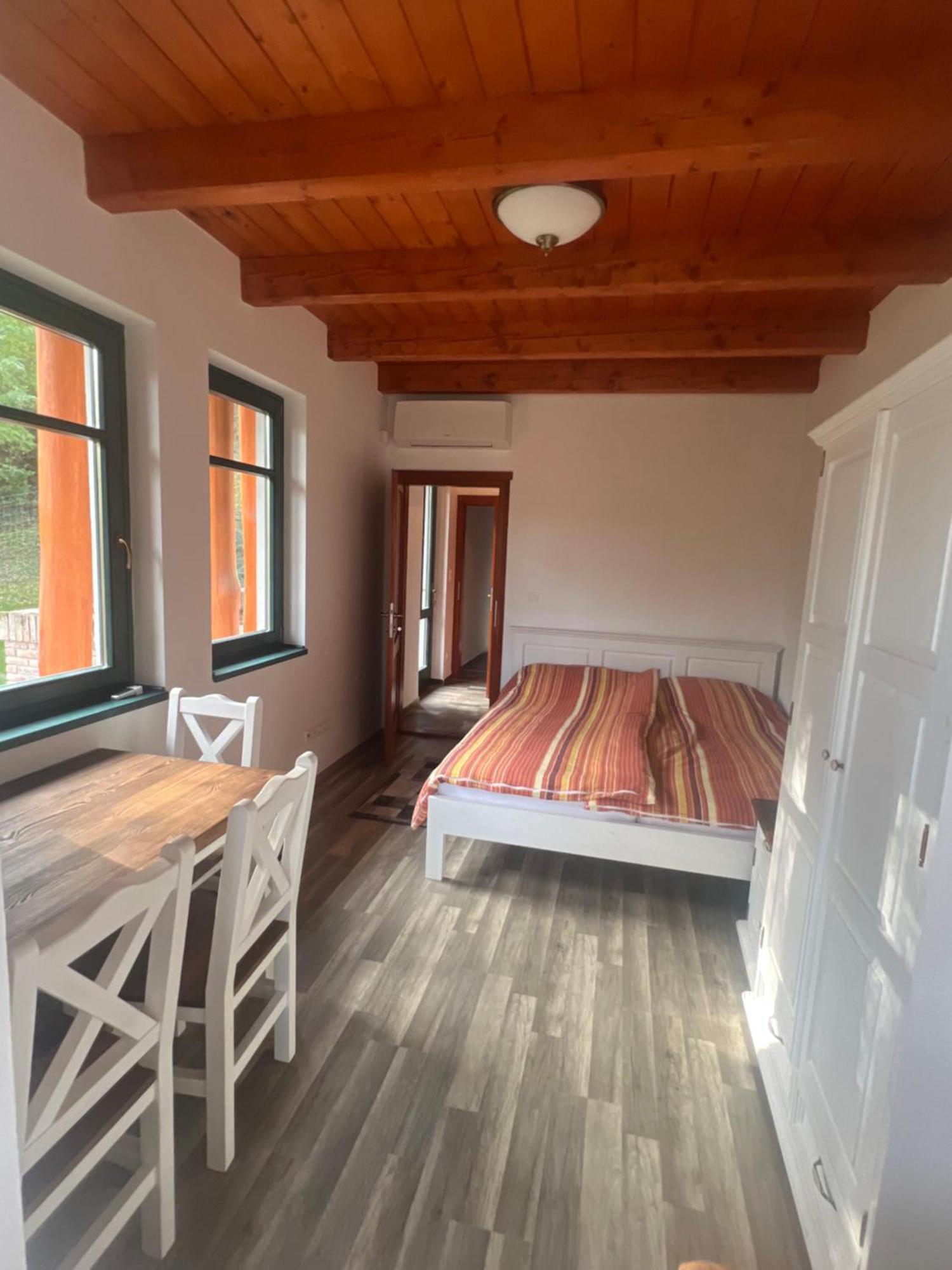 Vendeghaz Petoerke Hotel Bardudvarnok Luaran gambar